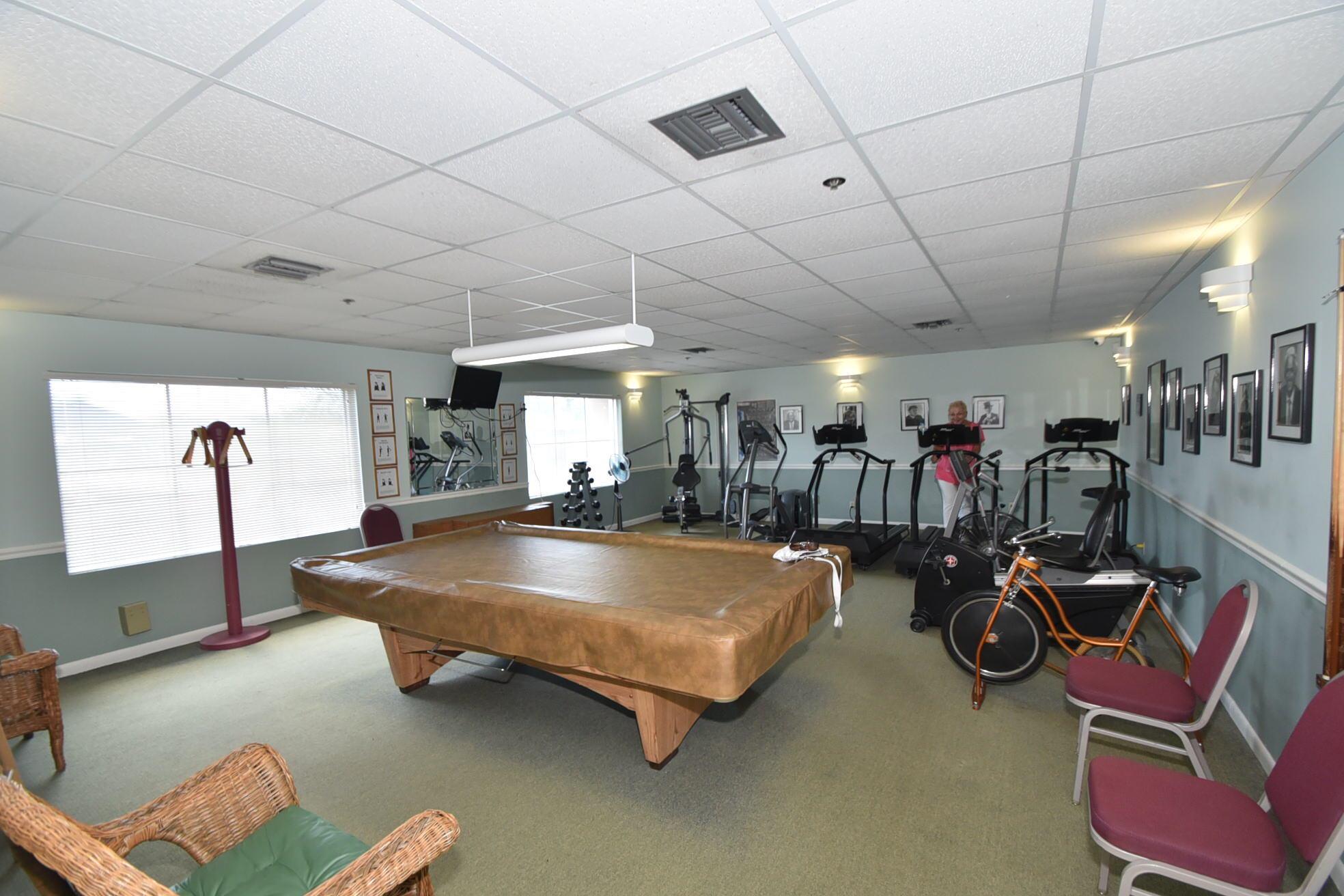 9335 Flynn Circle Unit: 4