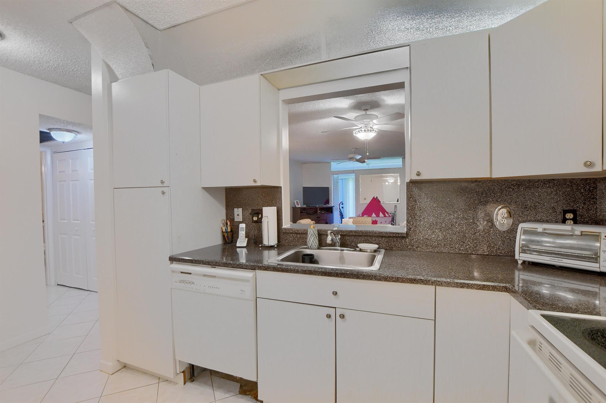 9335 Flynn Circle Unit: 4