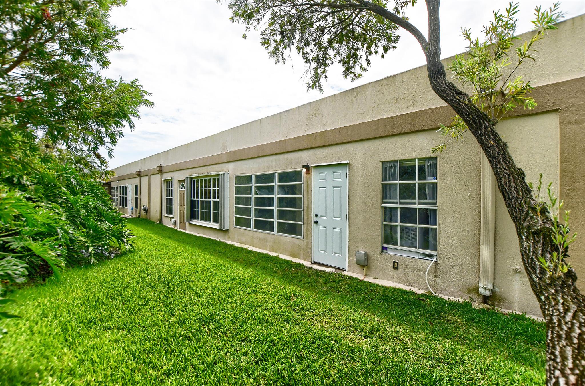 9335 Flynn Circle Unit: 4