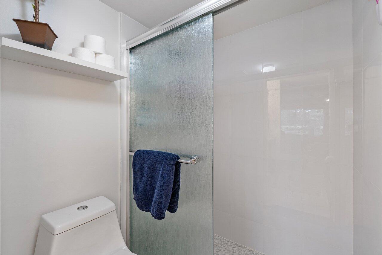 440 NW 67th Street Unit: H106