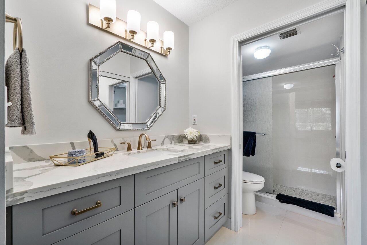 440 NW 67th Street Unit: H106