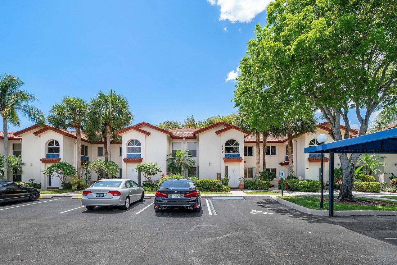 440 NW 67th Street Unit: H106
