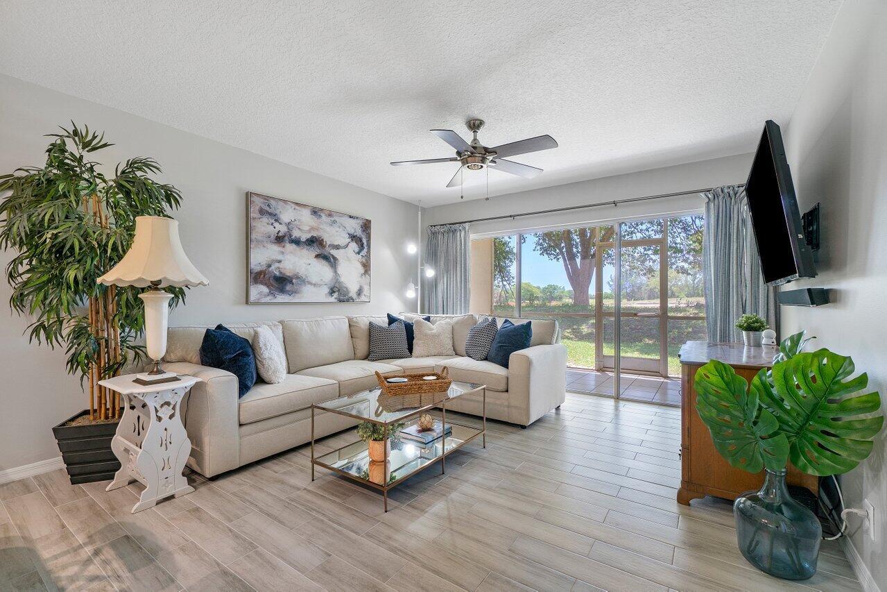 440 NW 67th Street Unit: H106
