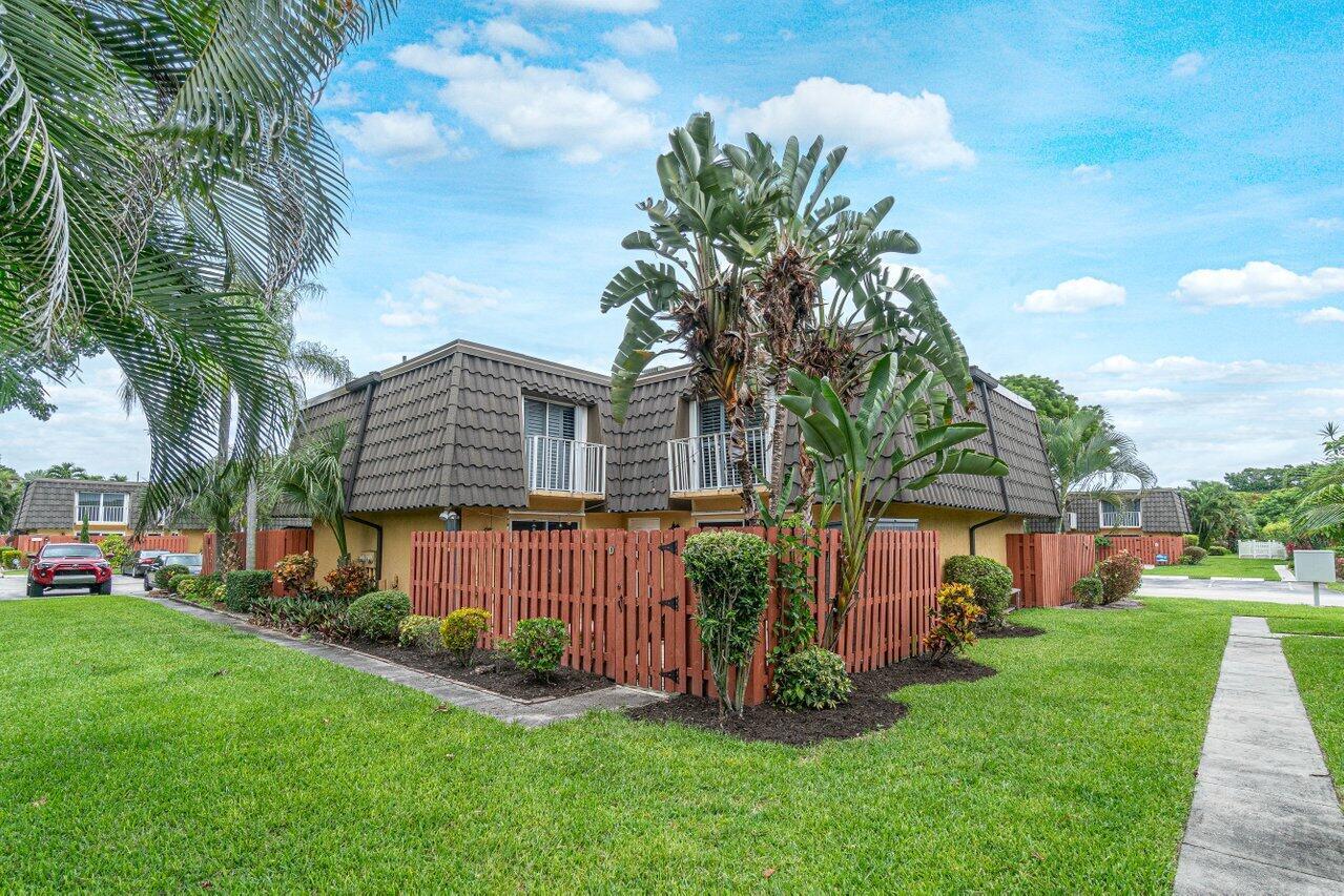 22172 Boca Rancho Drive Unit: D