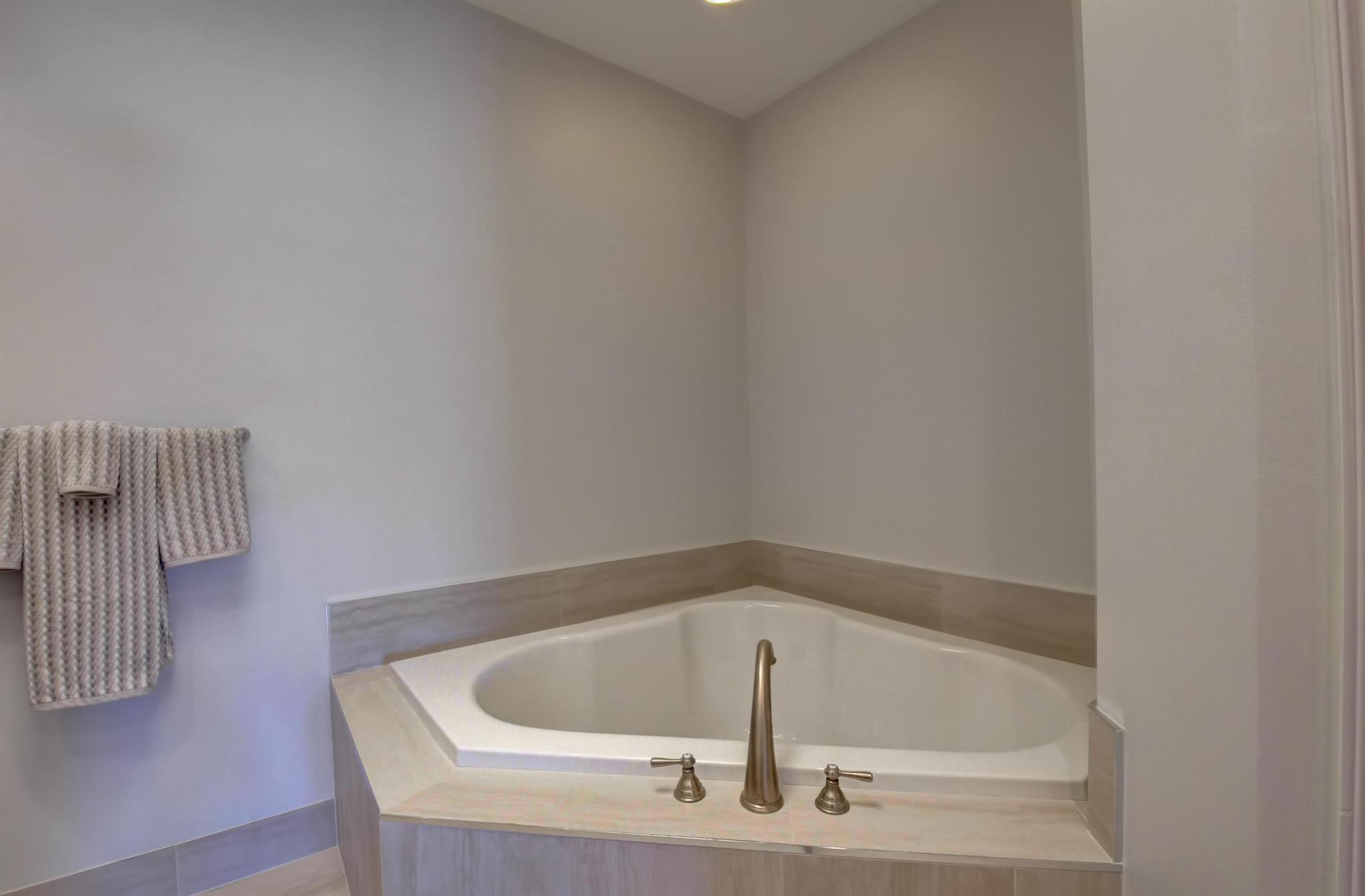 12 SE 1st Avenue Unit: 304