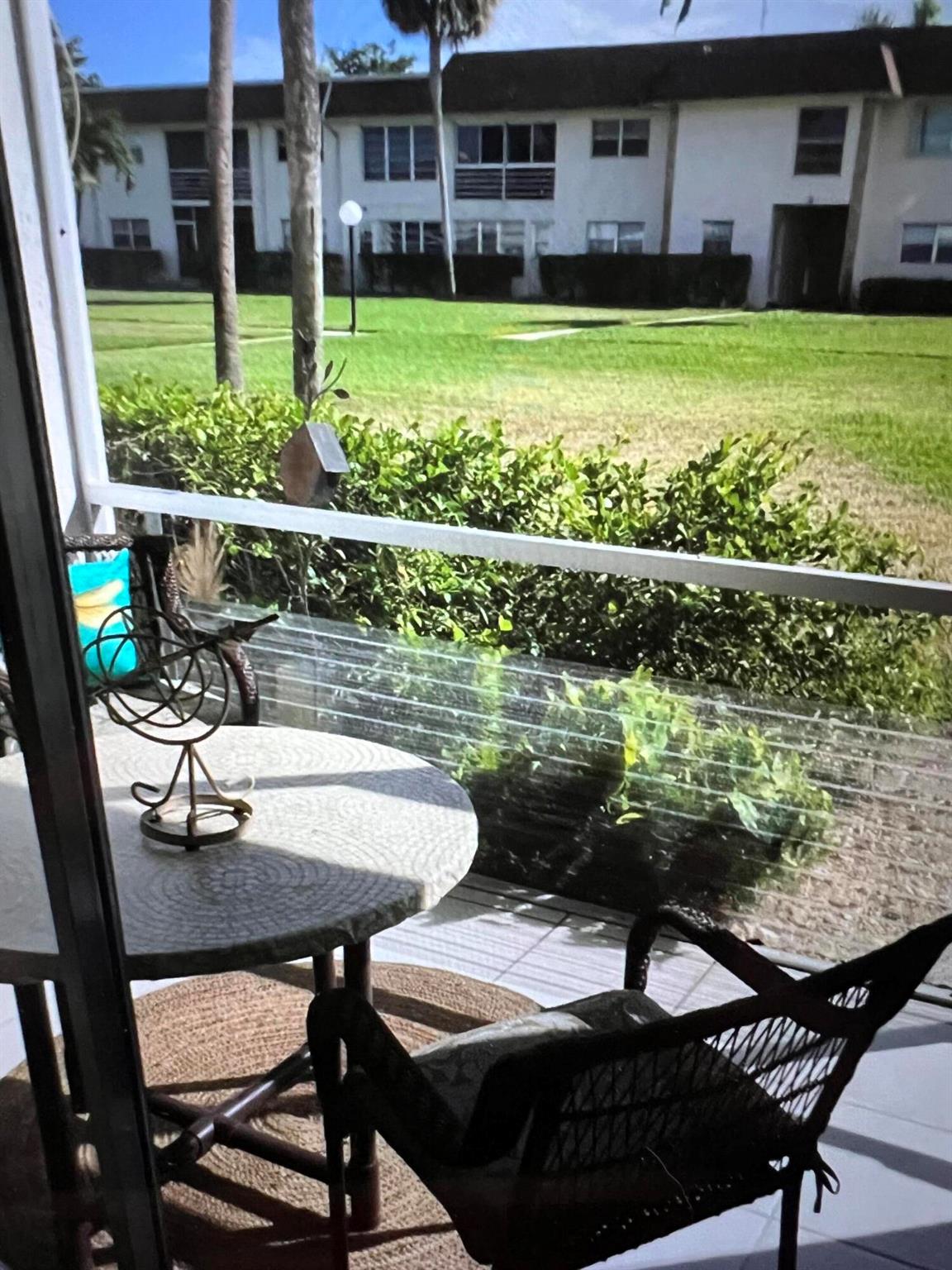 9855 Sandalfoot Boulevard Unit: 307