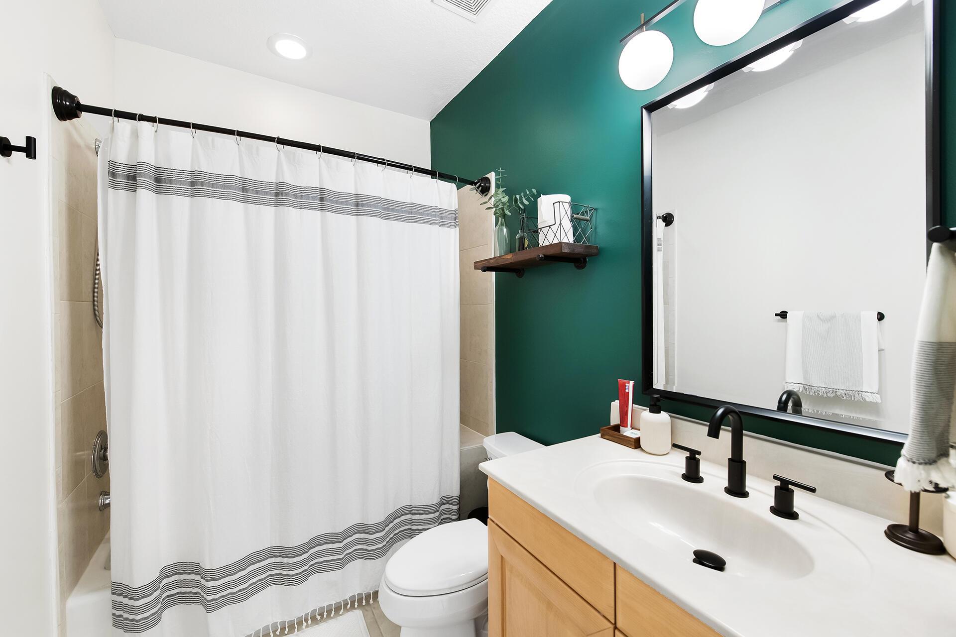 1108 SE 4th Avenue Unit: 1108