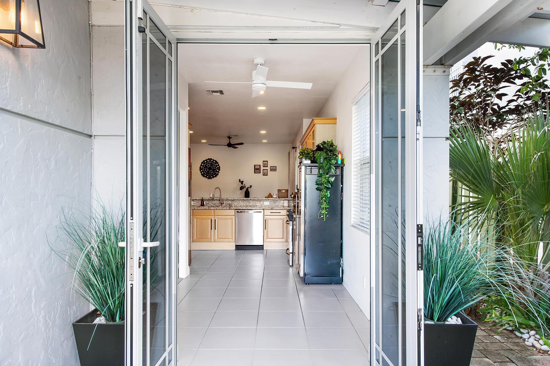 1108 SE 4th Avenue Unit: 1108