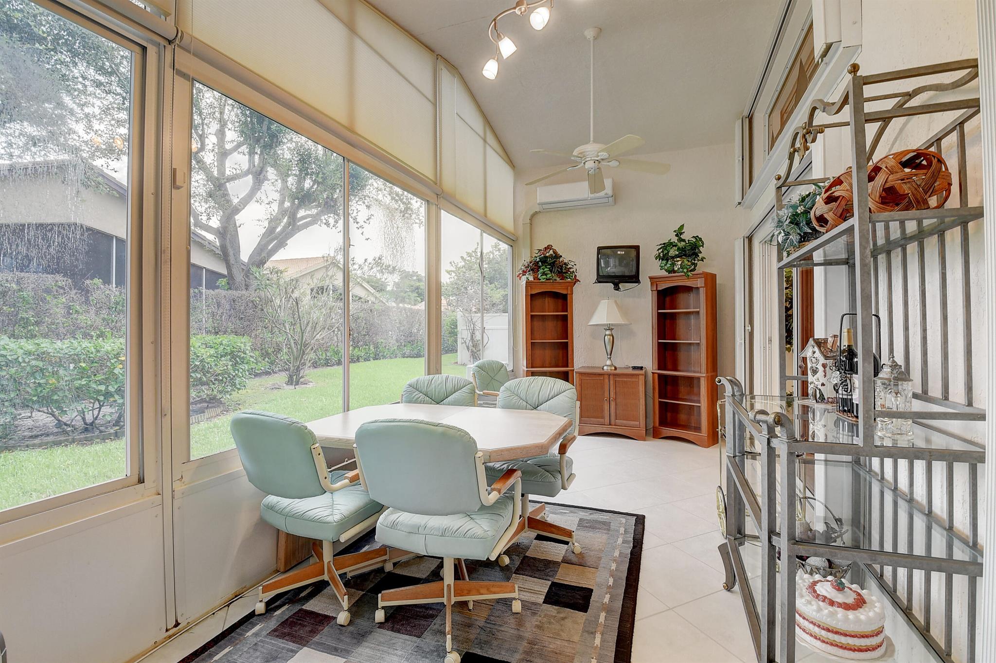 10537 Sunset Isles Court Unit: 1