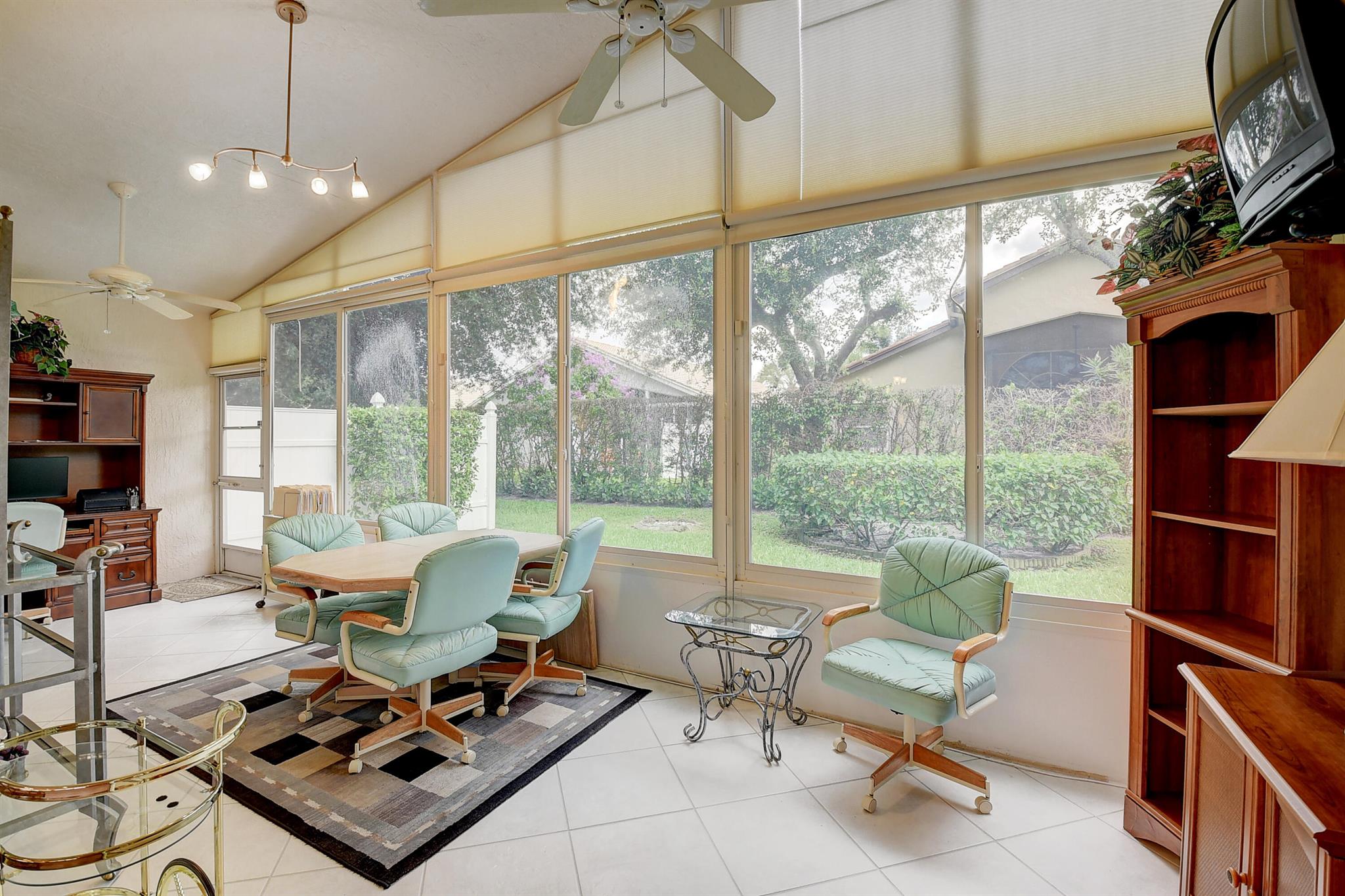 10537 Sunset Isles Court Unit: 1