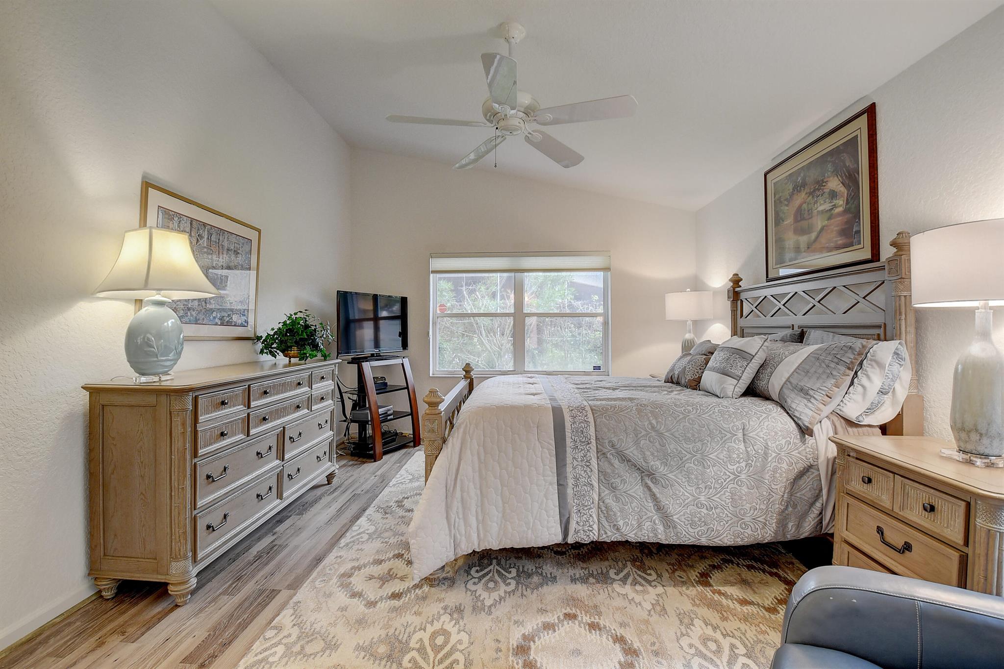 10537 Sunset Isles Court Unit: 1