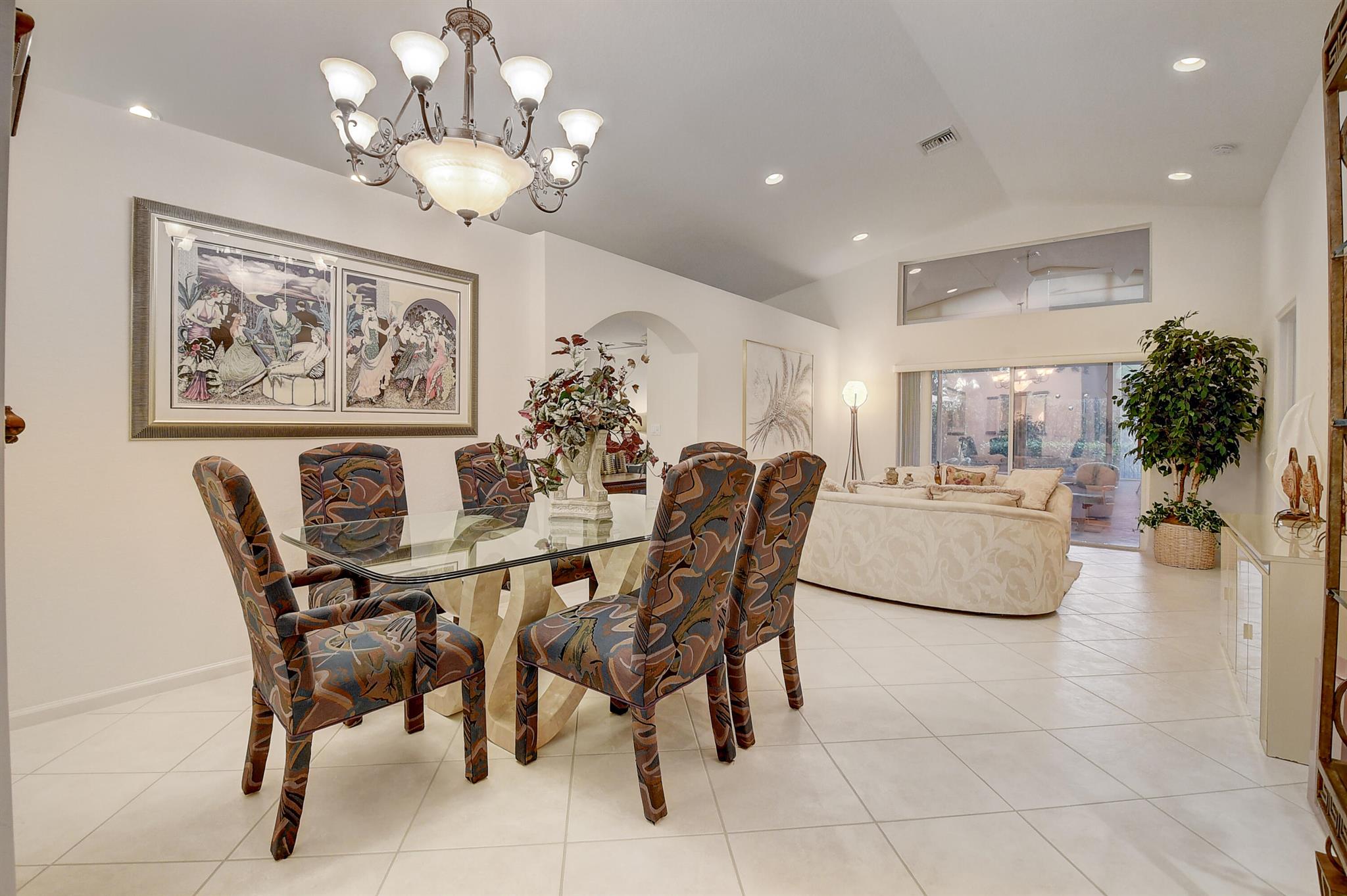 10537 Sunset Isles Court Unit: 1