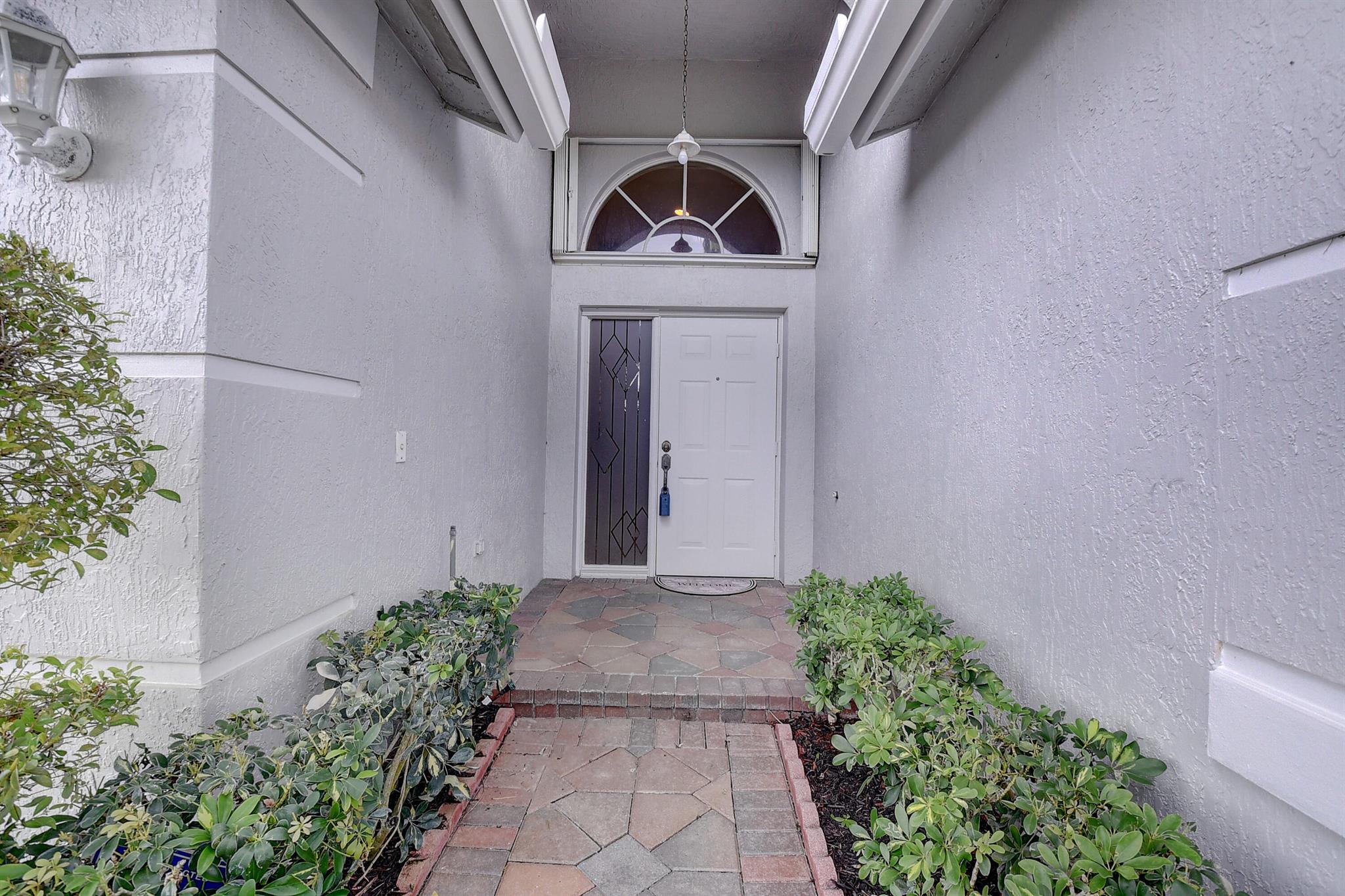 10537 Sunset Isles Court Unit: 1