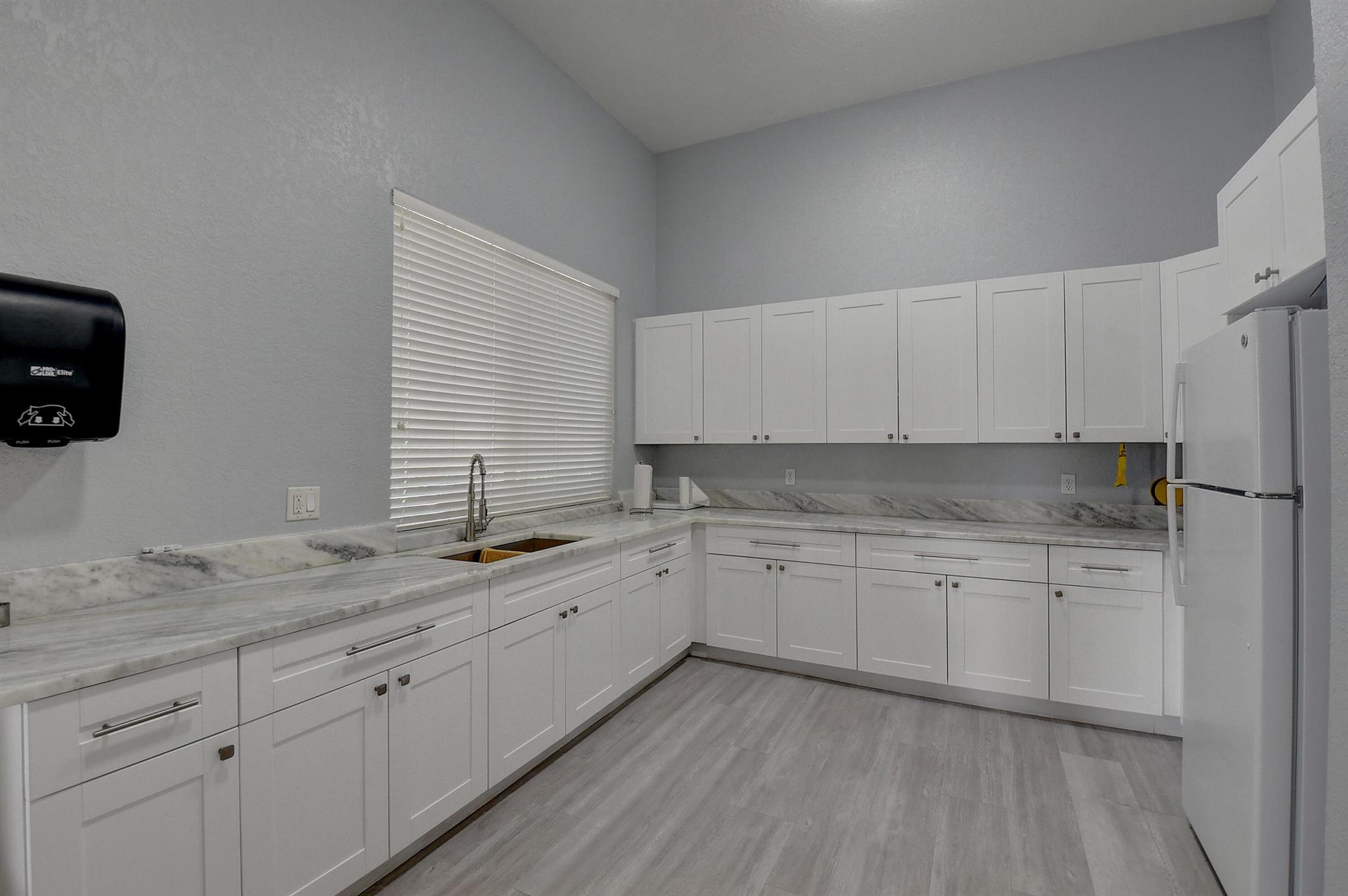 10537 Sunset Isles Court Unit: 1