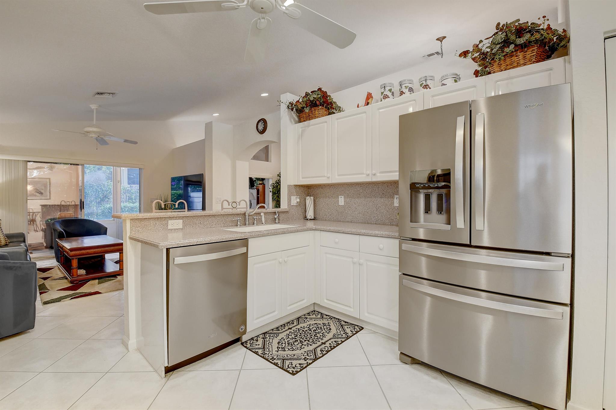 10537 Sunset Isles Court Unit: 1