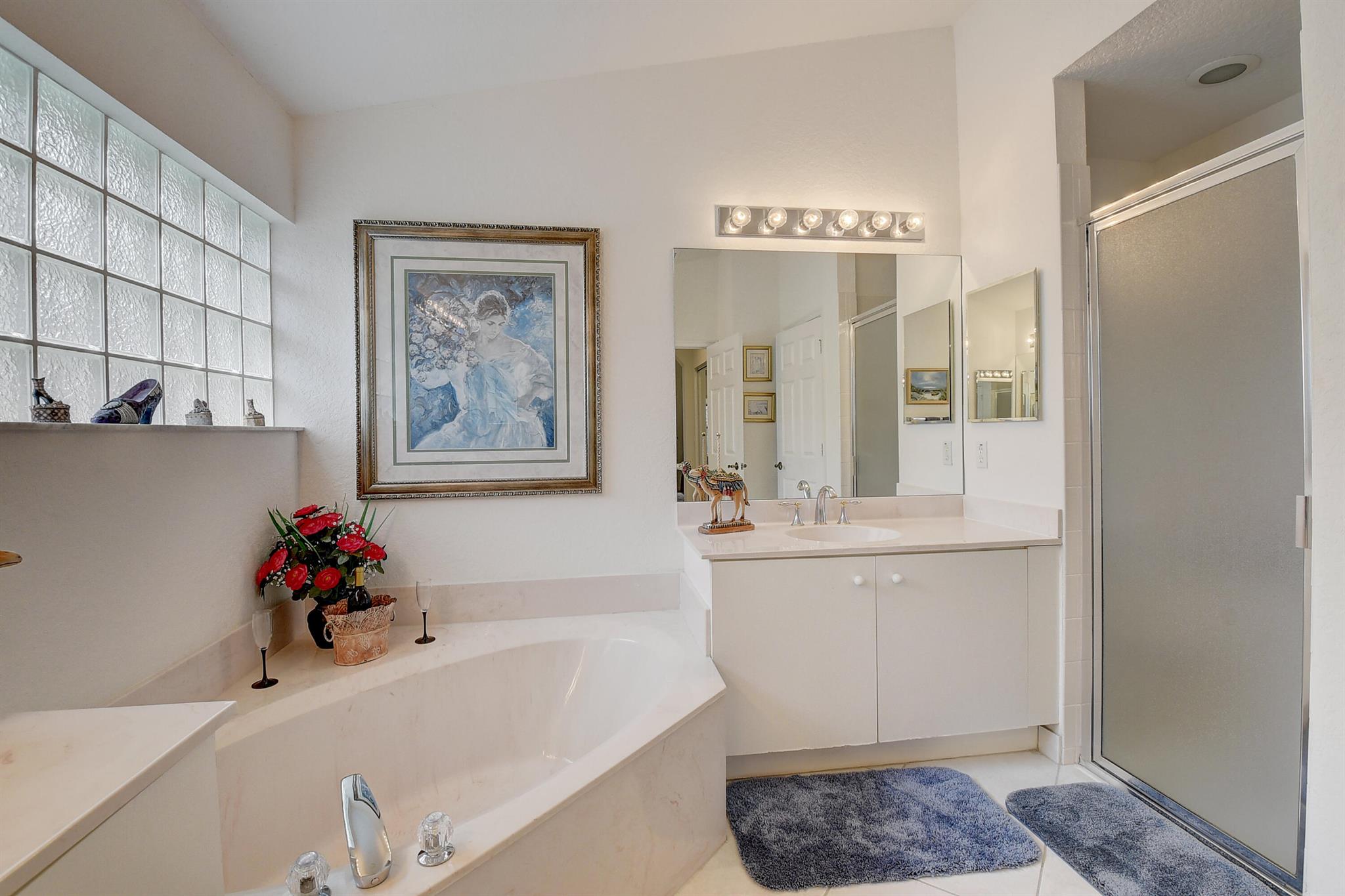 10537 Sunset Isles Court Unit: 1