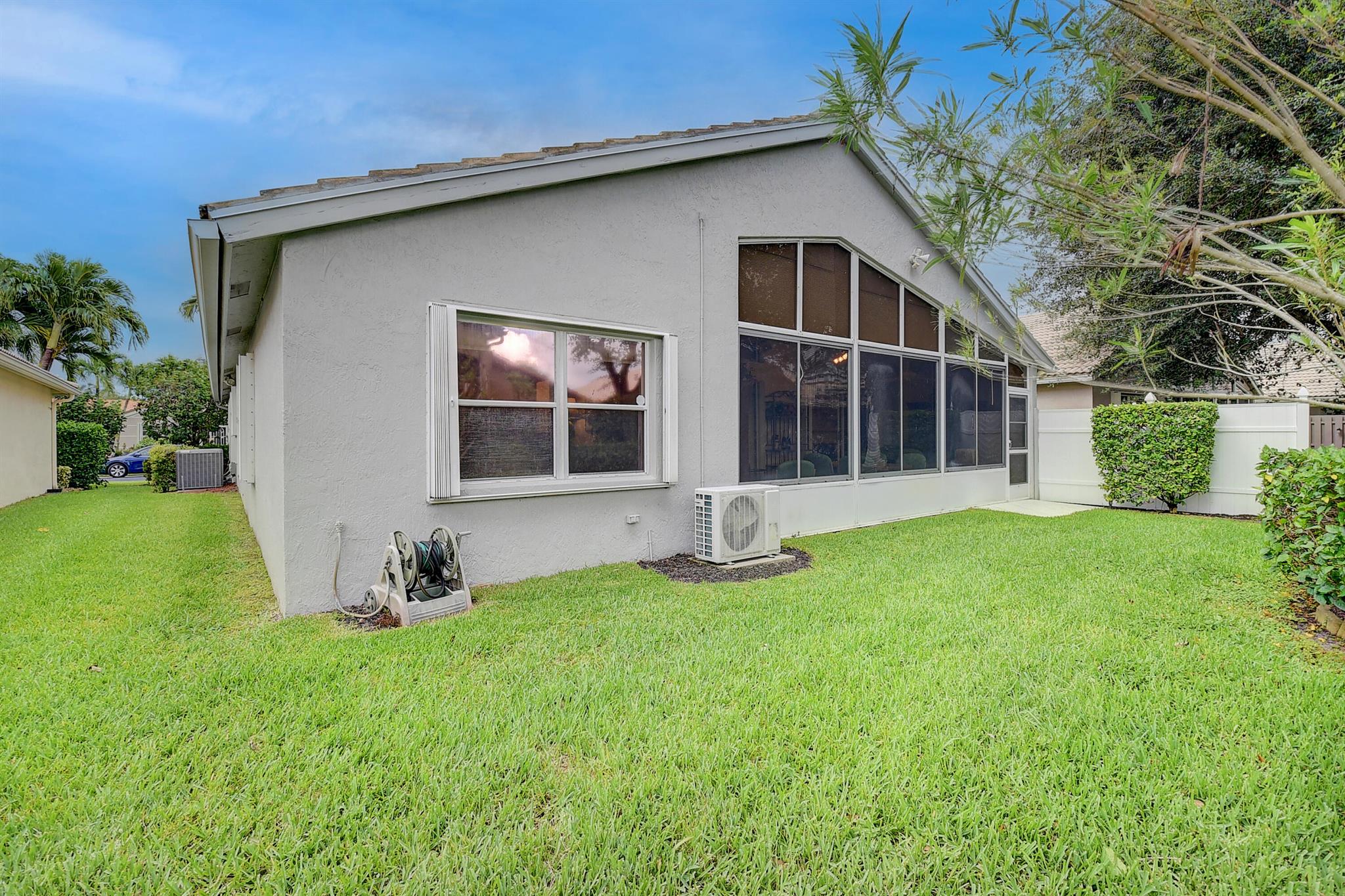 10537 Sunset Isles Court Unit: 1