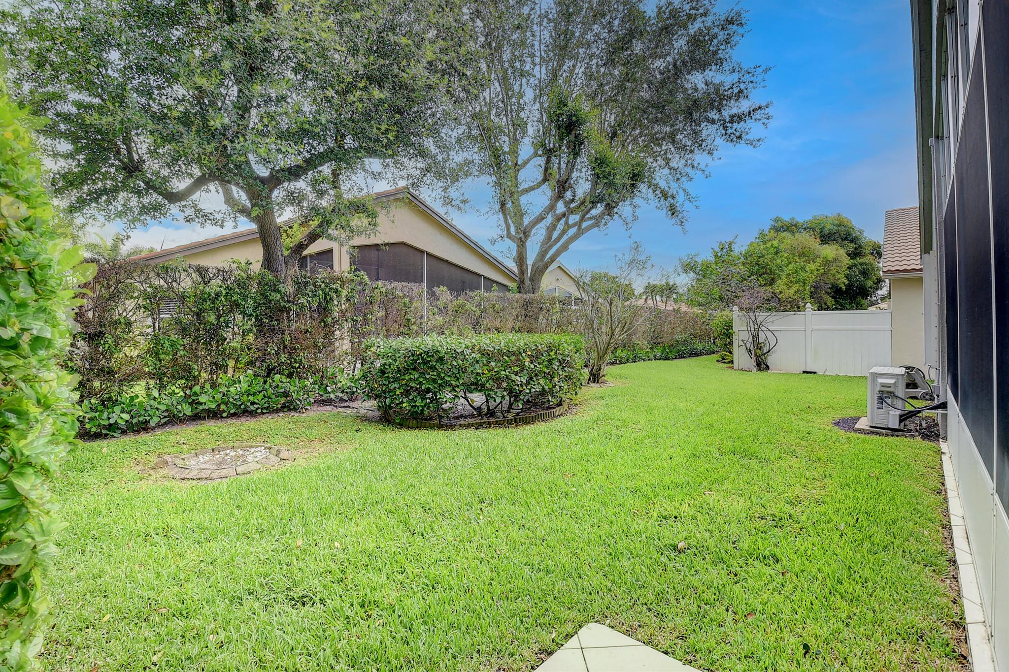 10537 Sunset Isles Court Unit: 1