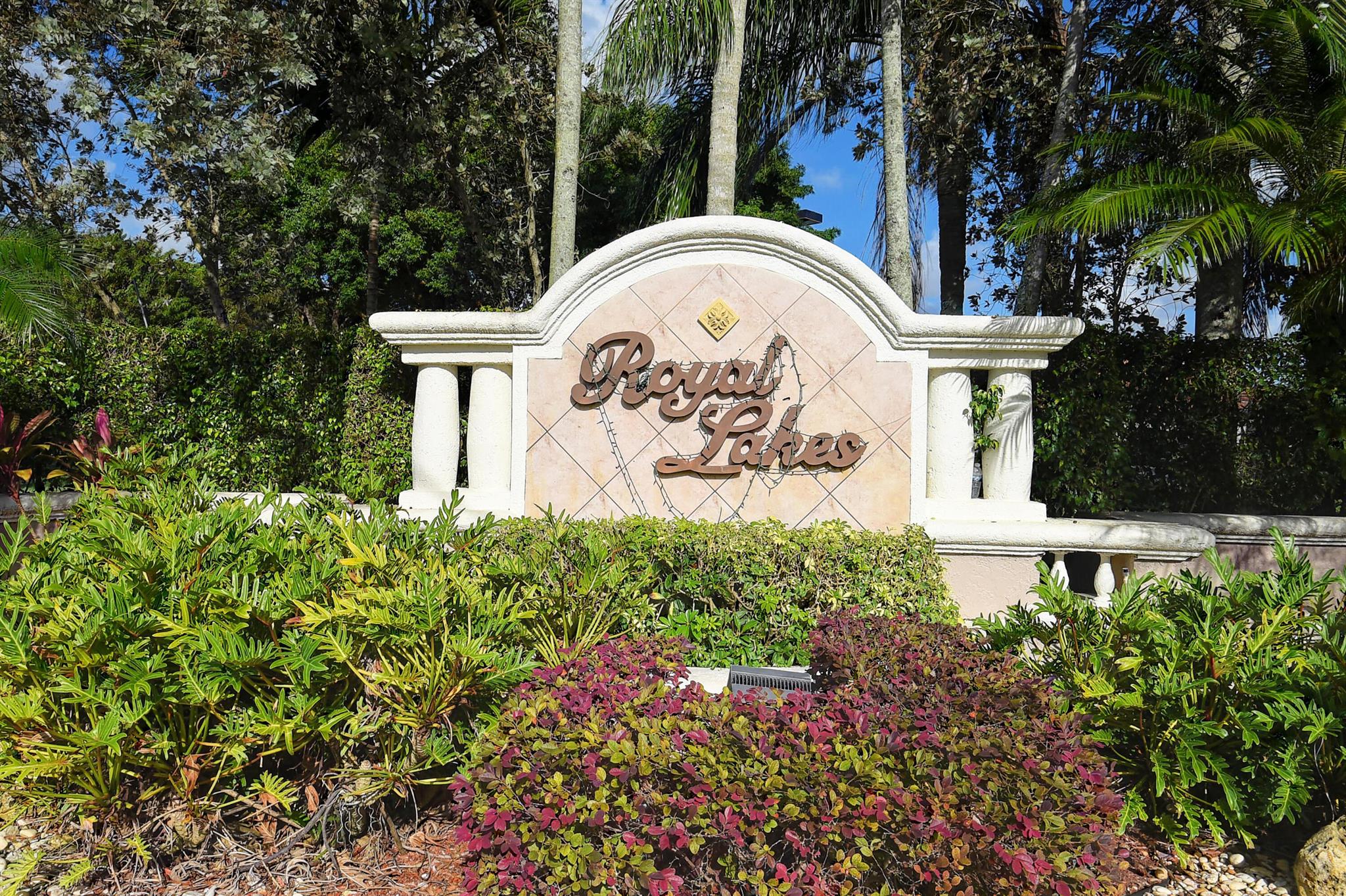 10537 Sunset Isles Court Unit: 1