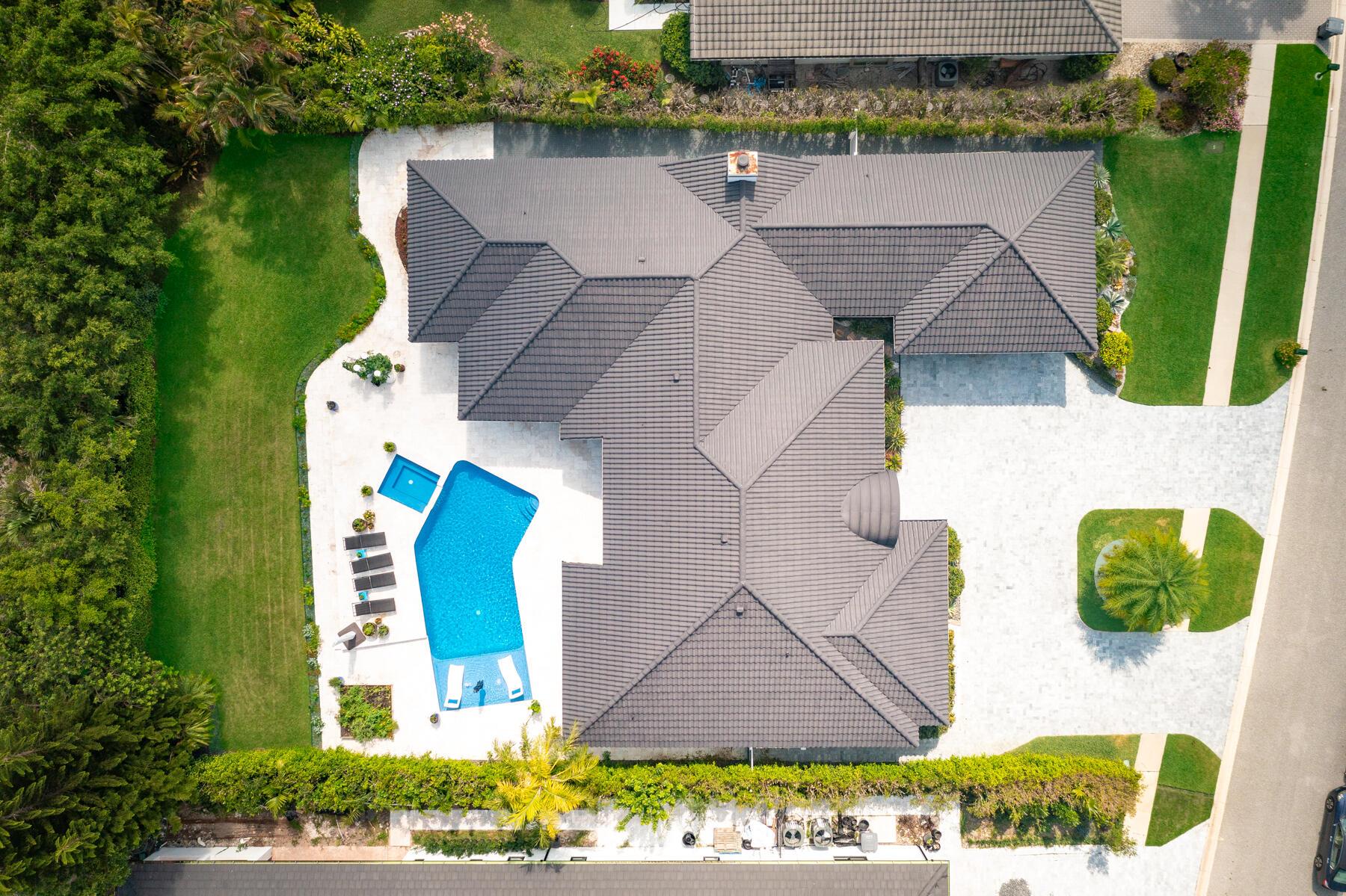 7279 Valencia Drive