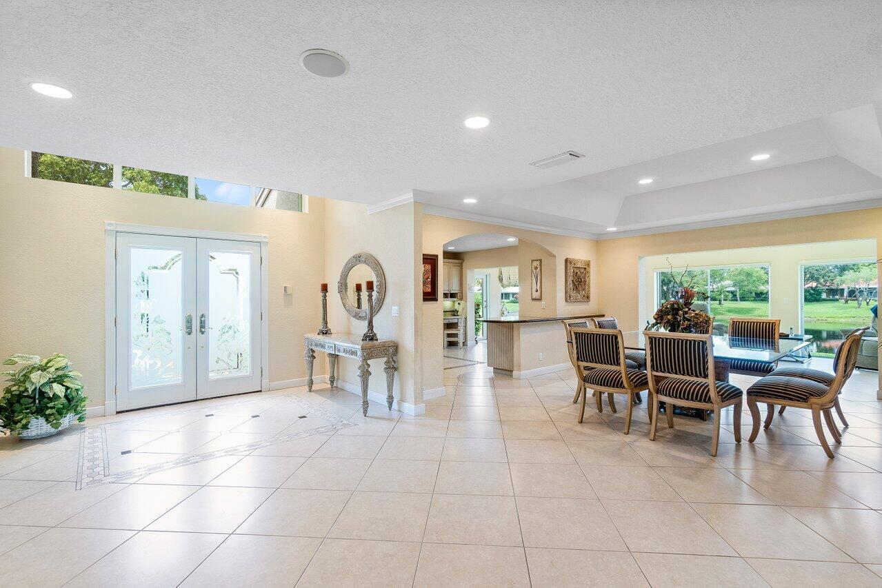 9 Glens Drive E