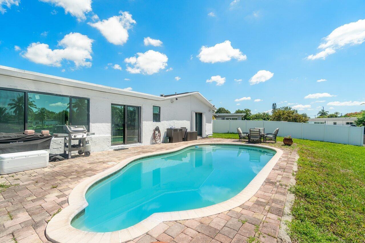1600 W River Drive