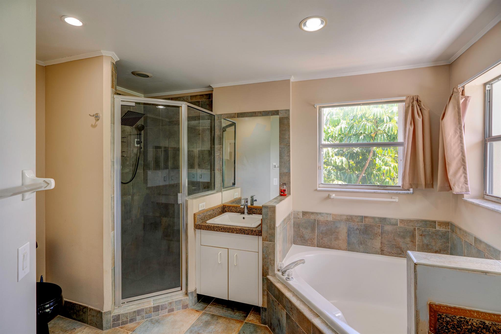 6340 NW 38th Drive