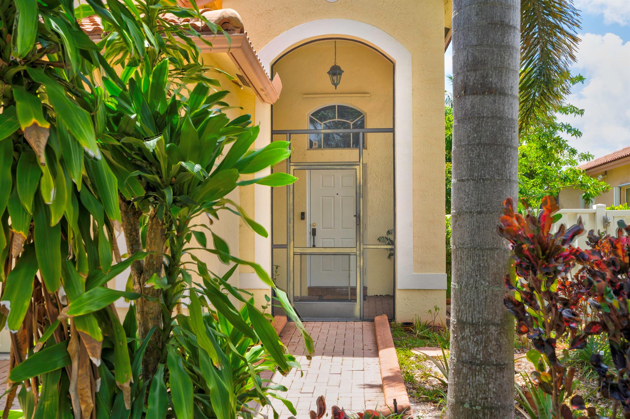 6340 NW 38th Drive