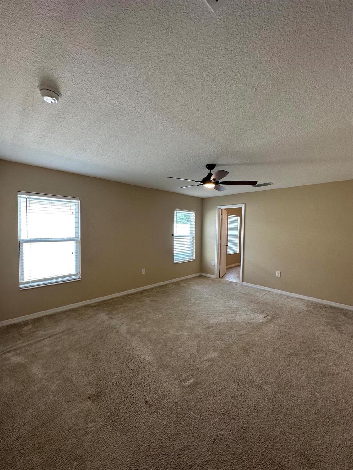 5475 NW Pine Trail Circle