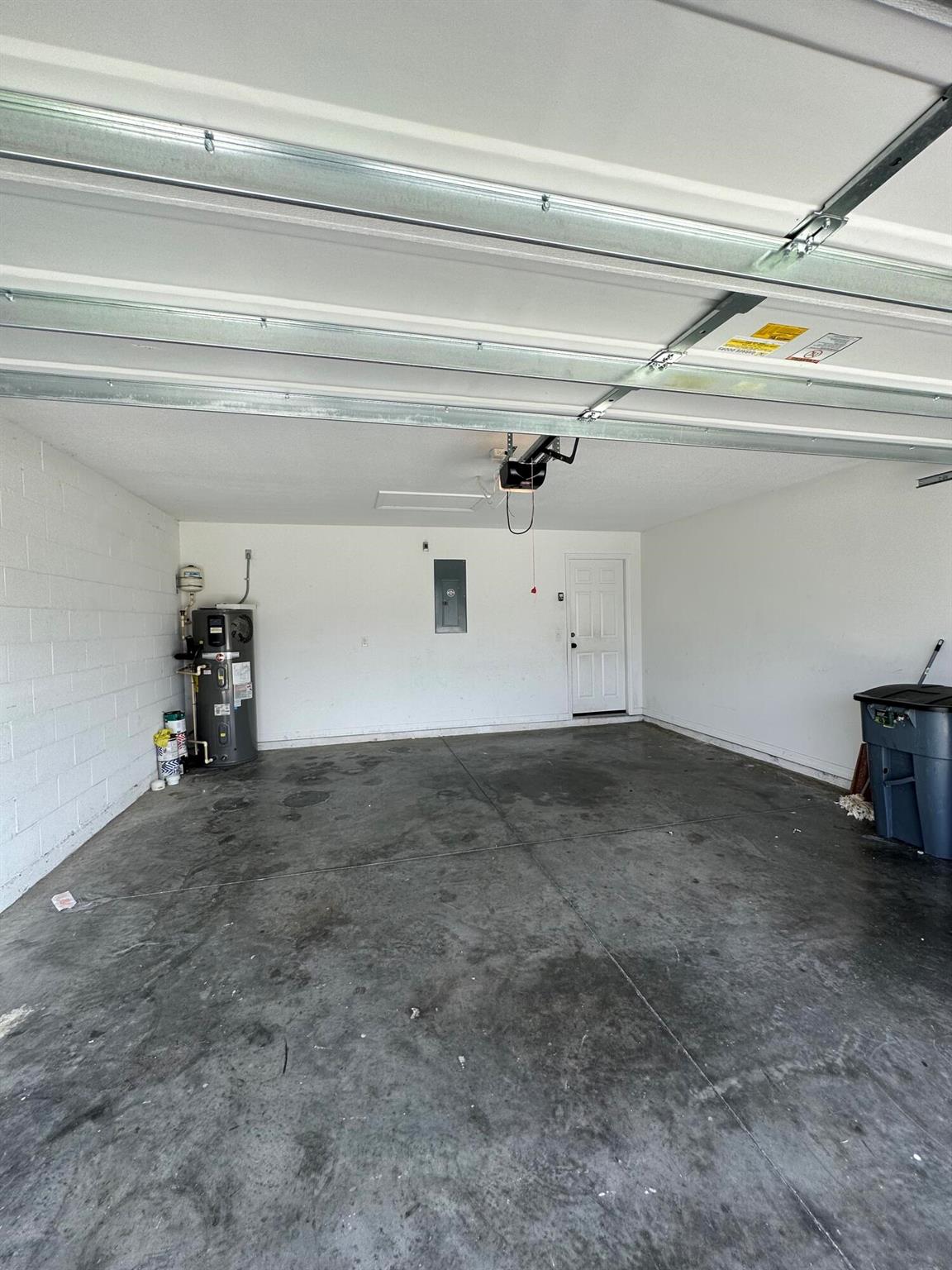 5475 NW Pine Trail Circle