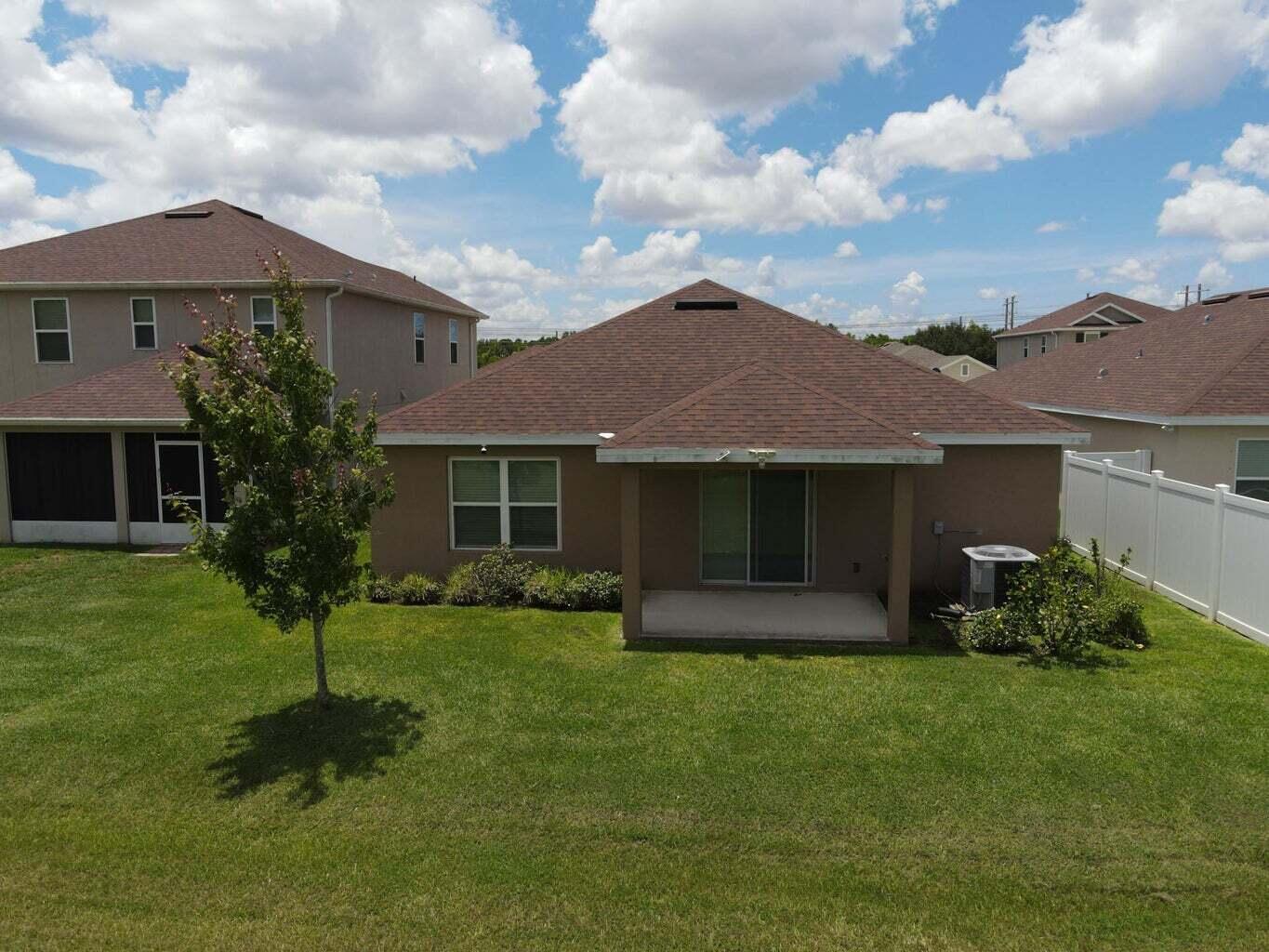 5475 NW Pine Trail Circle