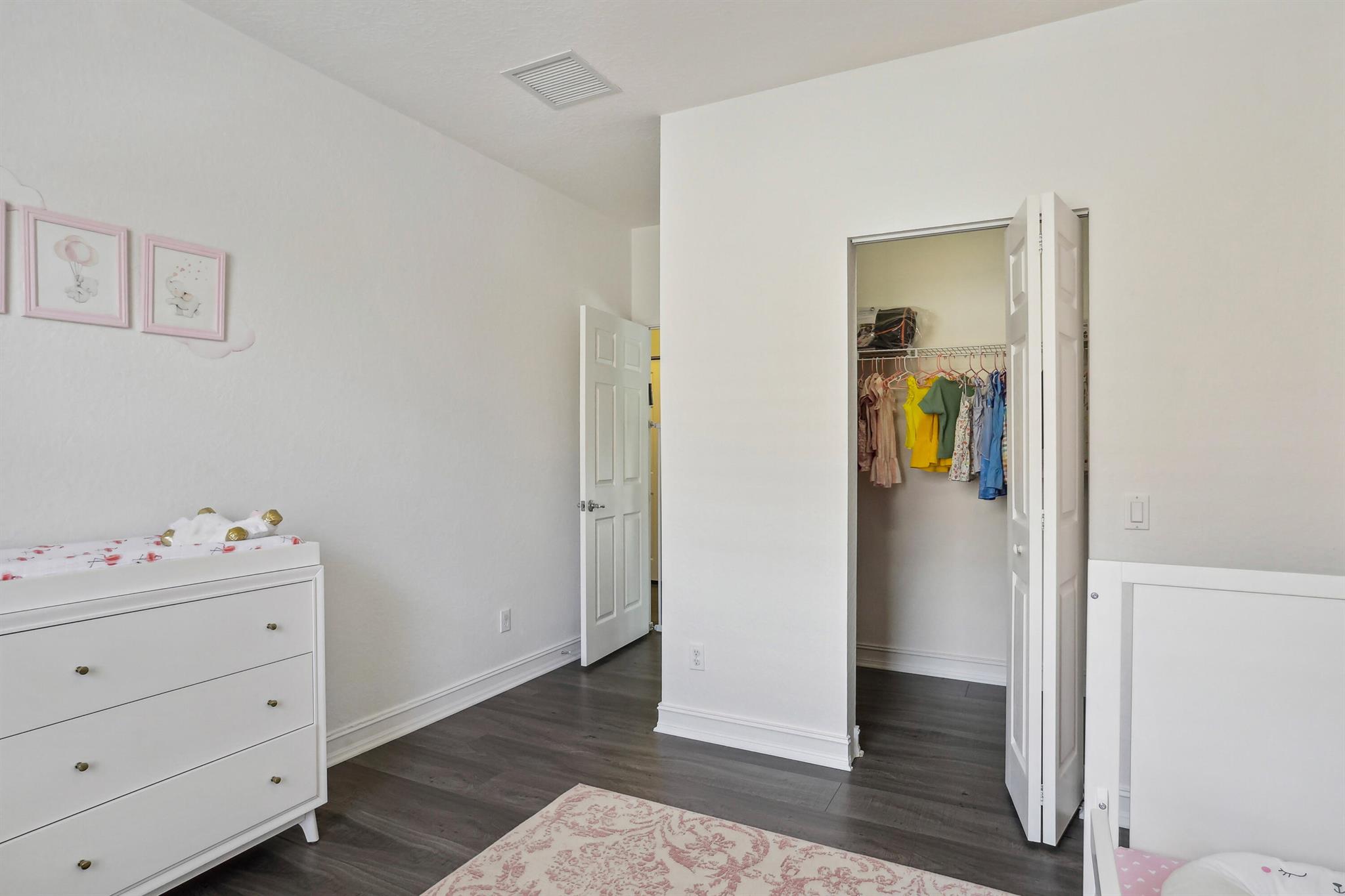 8586 Shallowbrook Cove