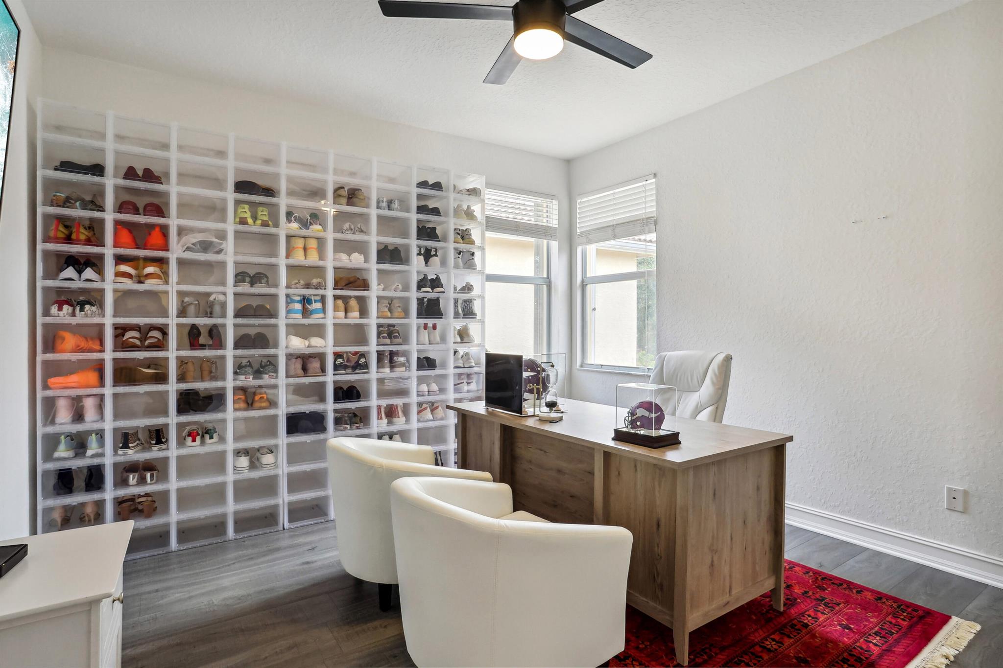 8586 Shallowbrook Cove