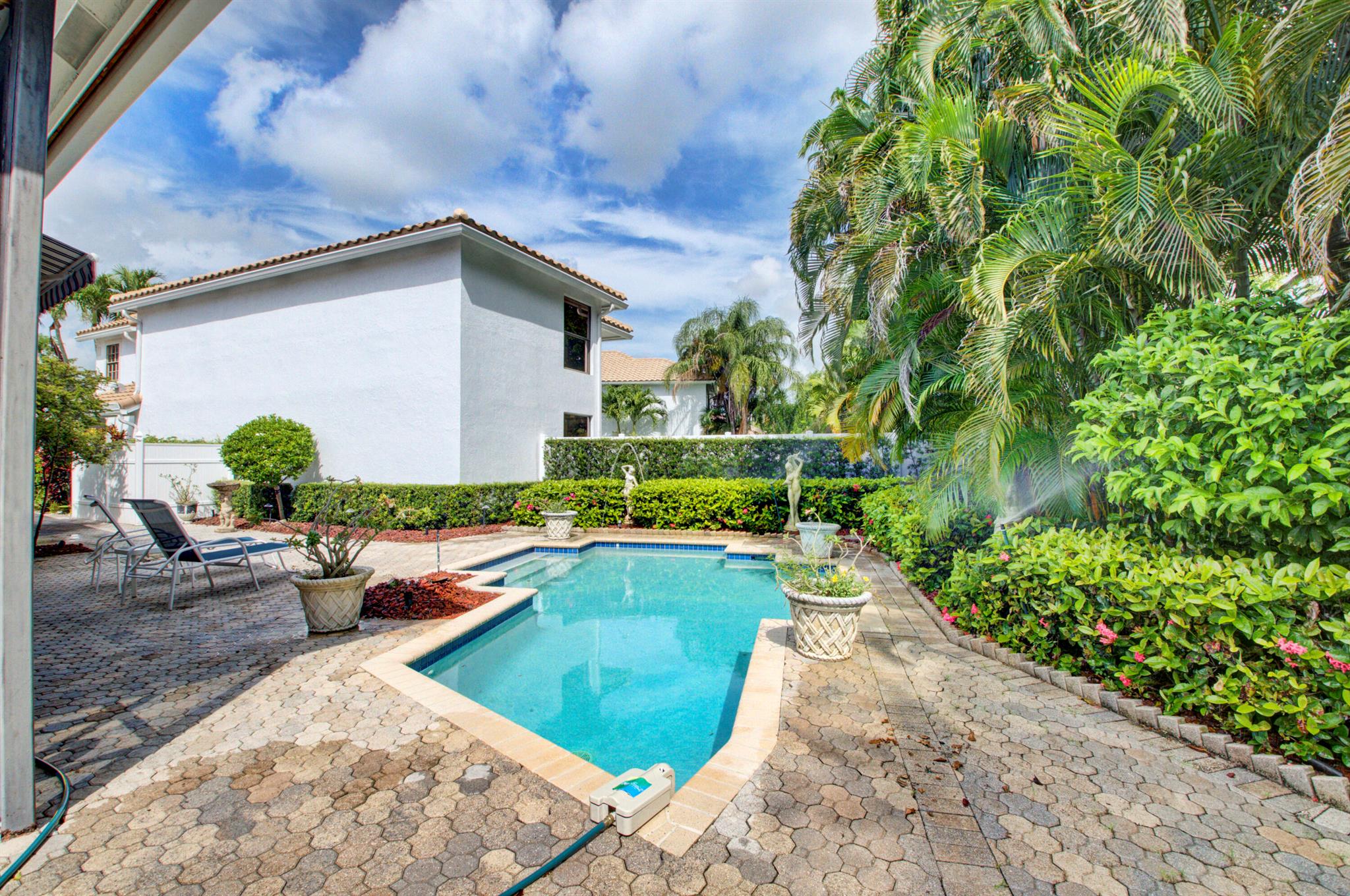 2485 NW 64th Street