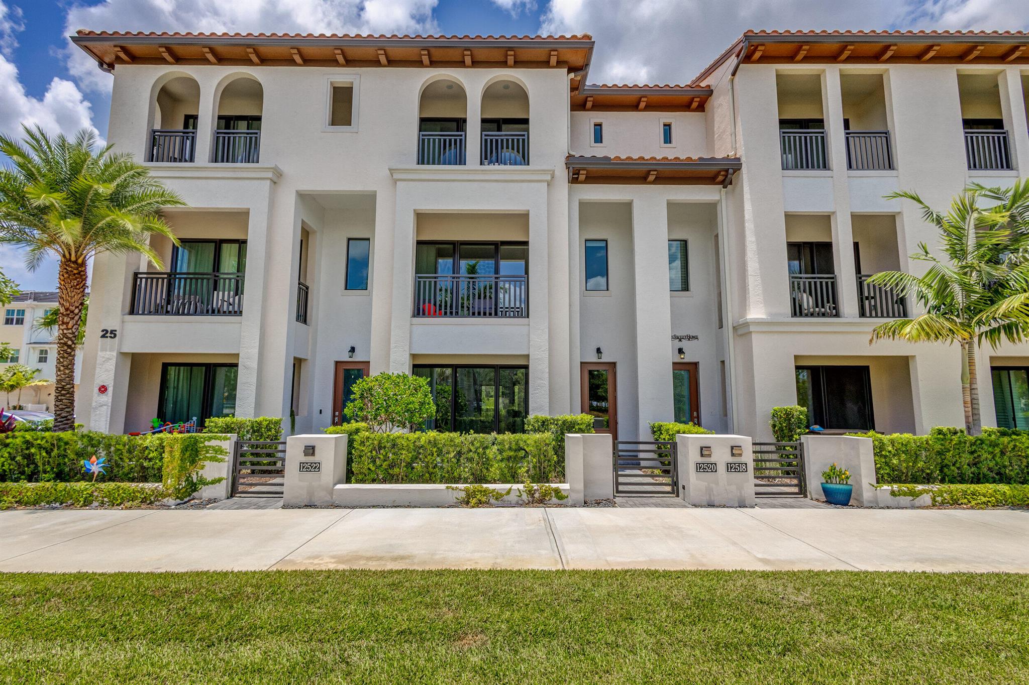 12520 Gross Pointe Drive