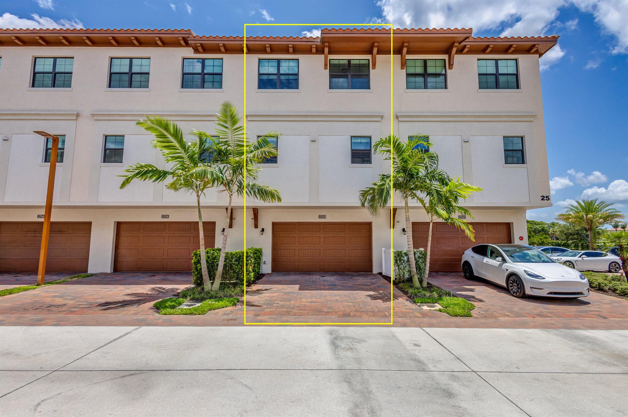 12520 Gross Pointe Drive