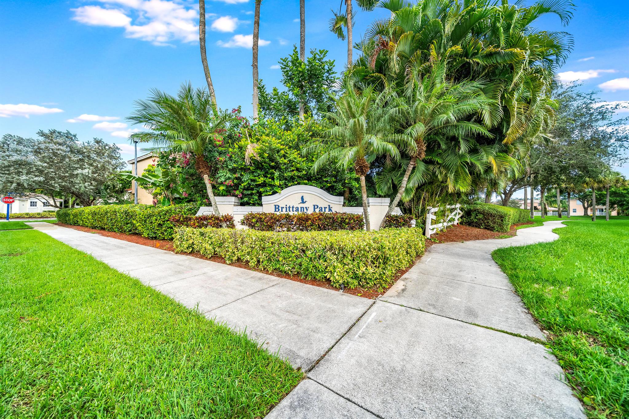 5825 Eagle Cay Lane