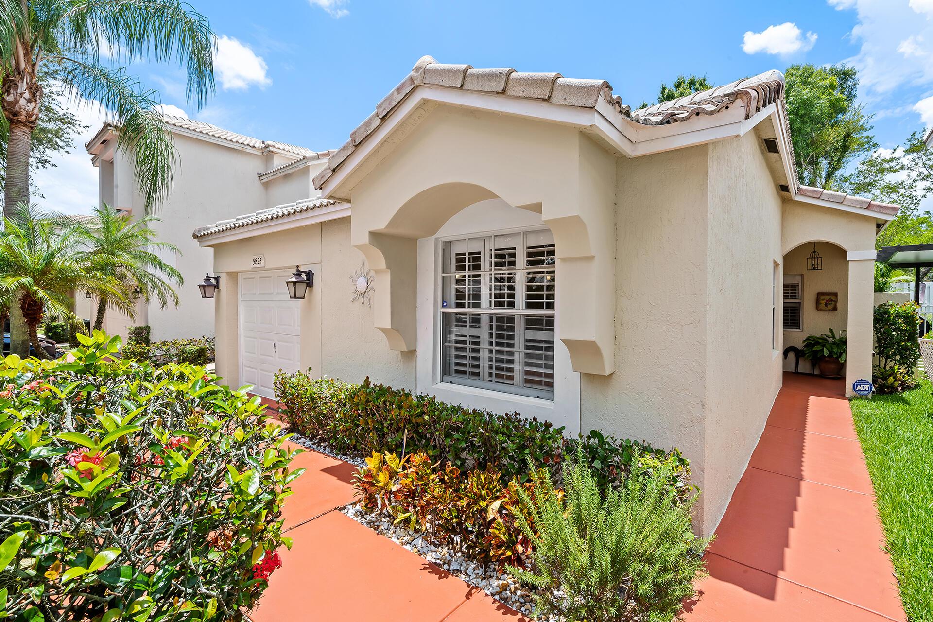 5825 Eagle Cay Lane