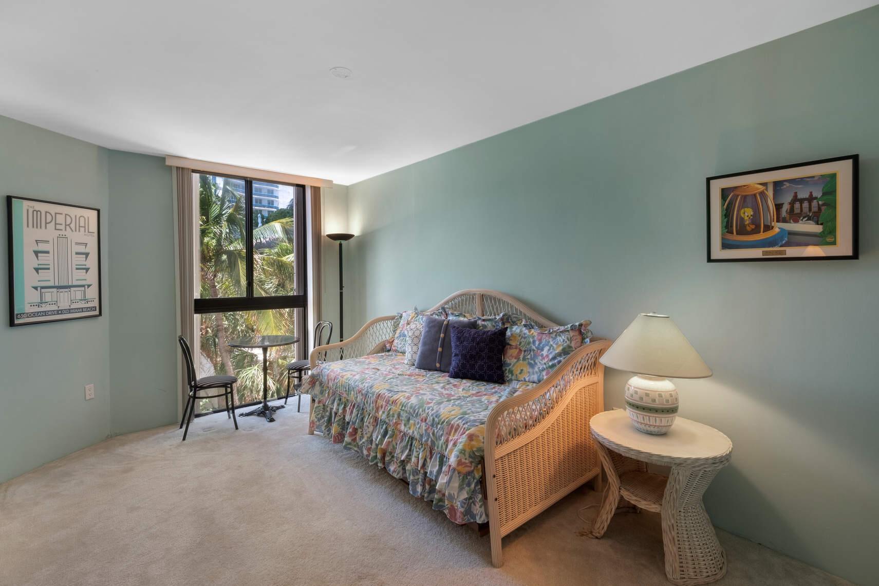 15645 Collins Avenue Unit: 401