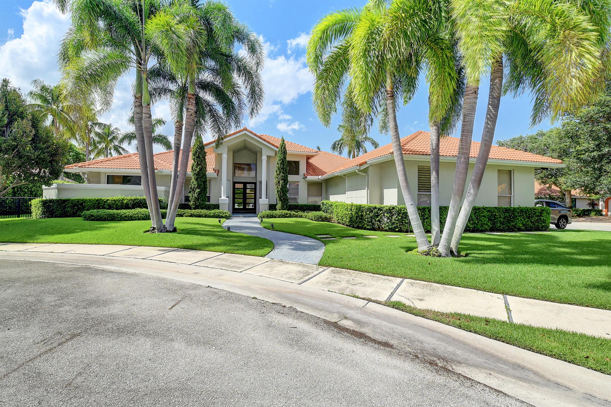 3131 Saint Annes Place