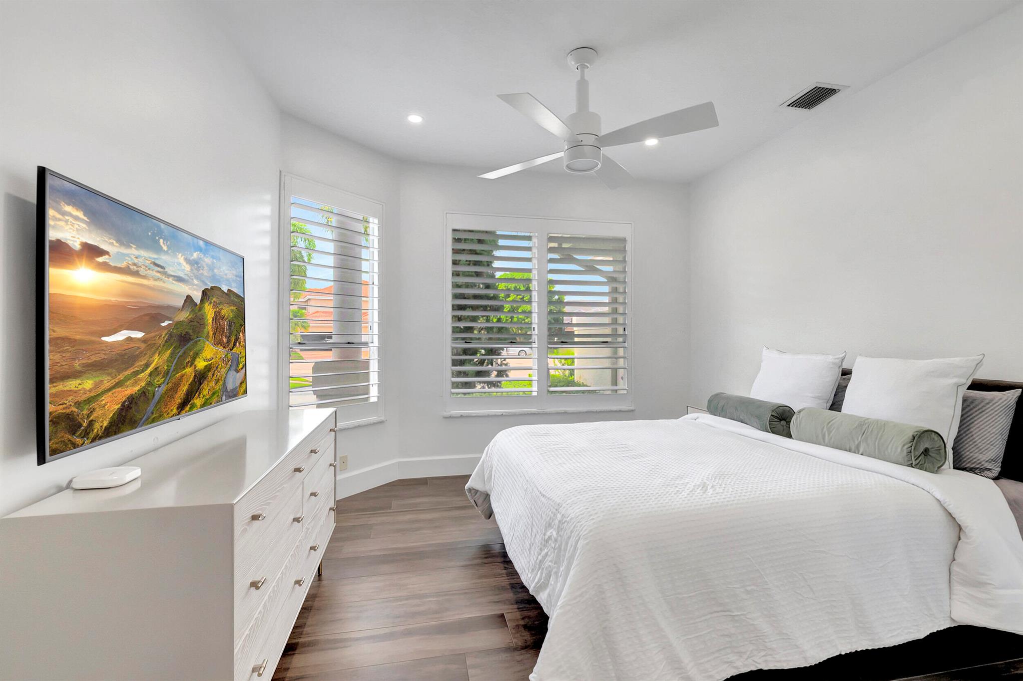 3131 Saint Annes Place