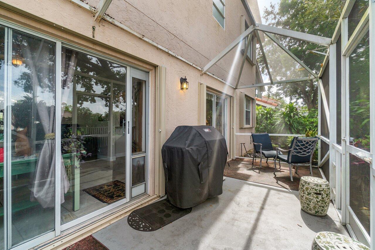 10380 Sunstream Lane