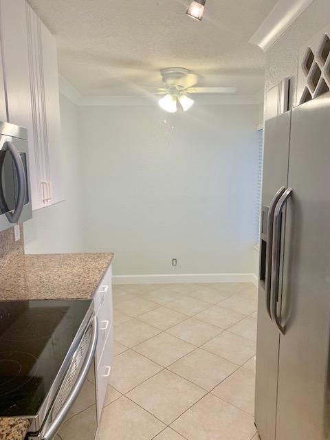14 Royal Palm Way Unit: 406