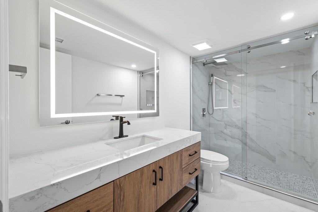 7754 Lakeside Boulevard Unit: 424