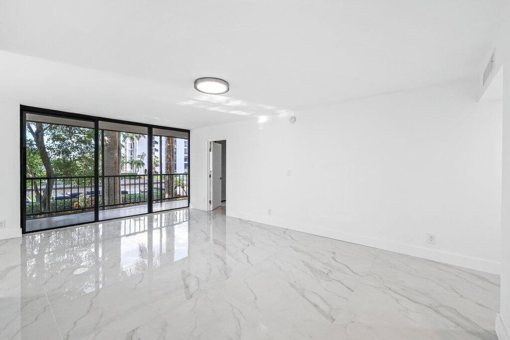 7754 Lakeside Boulevard Unit: 424