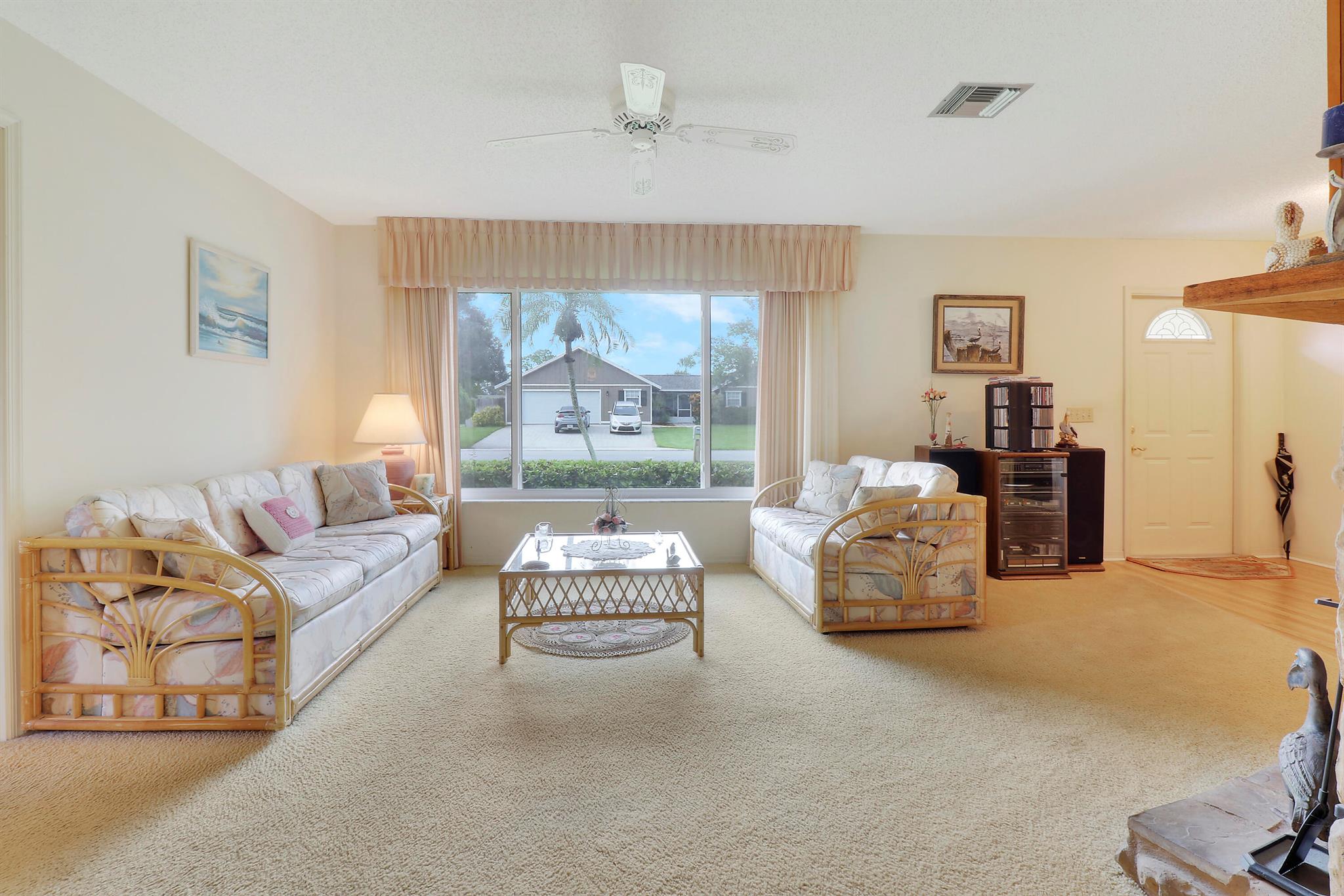 5635 SE Paramount Drive