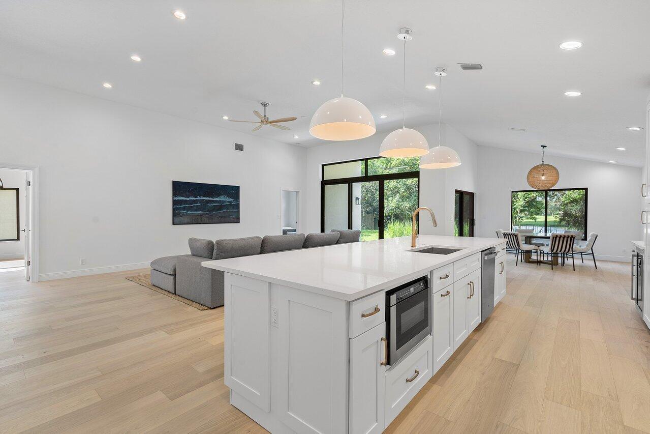 5028 Monterey Lane