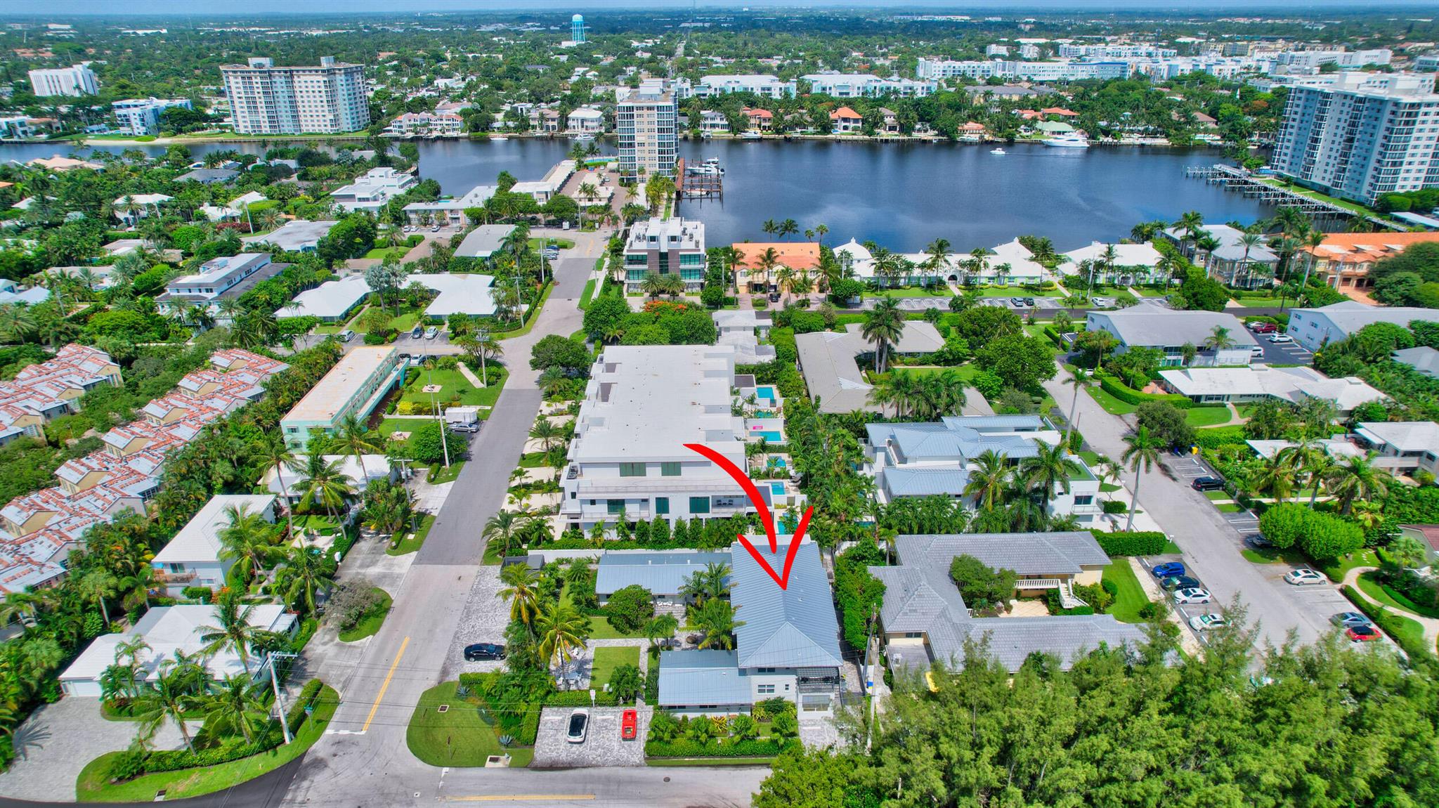 1025 Casuarina Road Unit: 4