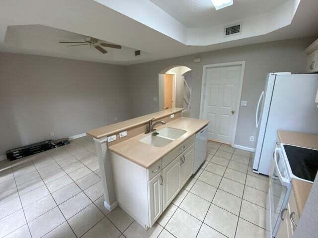 2896 Hidden Hills Road Unit: 1006