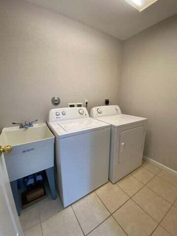 2896 Hidden Hills Road Unit: 1006